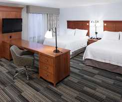 Hampton Inn and Suites Cedar Rapids - North