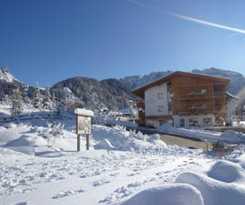 Boutique Nives - Luxury Y Design In The Dolo