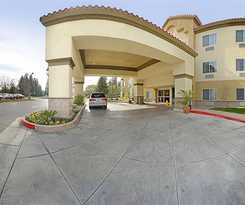 Hotel Comfort Suites Bakersfield