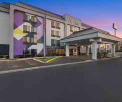 Hotel Spark by Hilton Bakersfield Central