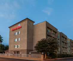 Ramada By Wyndham Bakersfield North