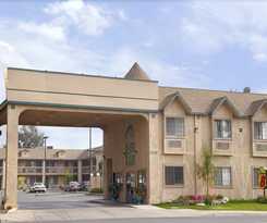 Hotel Super 8 by Wyndham Bakersfield South CA 