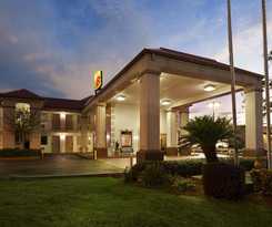 Hotel Super 8 By Wyndham Baton Rouge/i-12