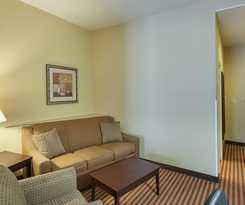 Hotel Comfort Suites Medical Center Near Six Flags