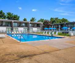 Red Carpet Inn & Suites