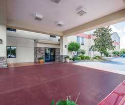Hotel Comfort Suites