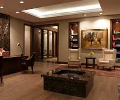 Hotel The Roseate New Delhi