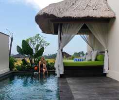 Hotel Alam Puisi Villa