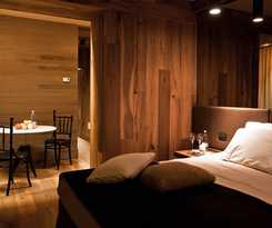 Hotel Alexander Charme