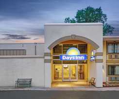 Days Inn By Wyndham Bloomington West