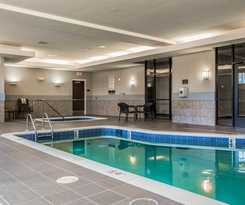 Hotel Comfort Suites Lake Norman - Huntersville