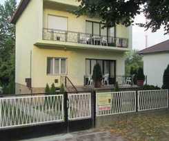 Hotel Rozs H&aacute;z