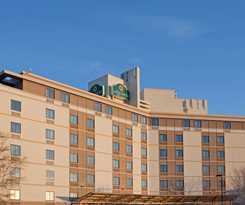 Hotel La Quinta Inn and Suites By Wyndham Boston Somerville