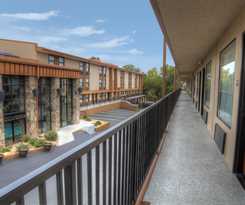 Best Western Center Pointe Inn