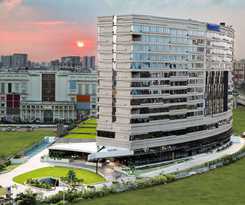 Hotel Novotel Kolkata and Residences