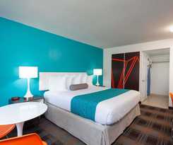 Hotel Howard Johnson By Wyndham San Diego Circle