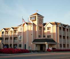 Hotel Howard Johnson By Wyndham Salinas