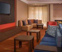 Courtyard By Marriott North Charleston Airport/coliseum