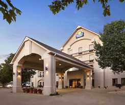 Hotel Days Inn and Suites By Wyndham Cedar Rapids
