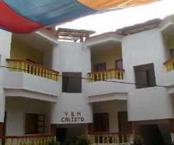 Casa de Huéspedes V & M Calisto's Guest House