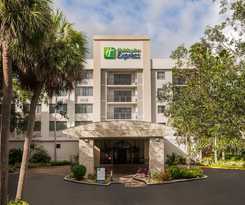 Holiday Inn Express & Suites Ft. Lauderdale-Plantation