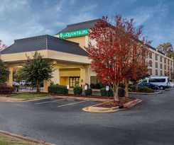 Hotel CLT Airport Inn & Suites