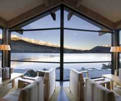 Hotel The Rees and Luxury Apartments