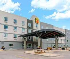 Super 8 By Wyndham Winnipeg East Mb