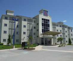 Motel 6 Kingston, On