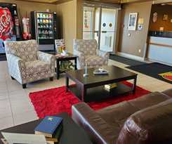 Hotel Super 8 By Wyndham Edmonton International Airport