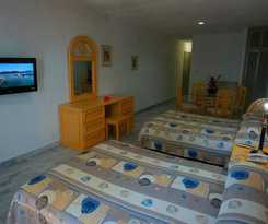 Hotel Imperial Las Perlas