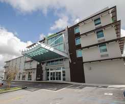 Hotel Holiday Inn Express and Suites Miami Airport East