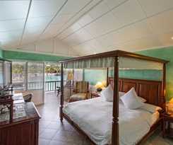 Hotel Plantation Bay Resort and Spa