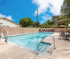 Harbor Inn and Suites