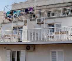 Apartments And Rooms Nenada