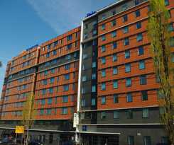 greet Hotel Paris Nord 18ème