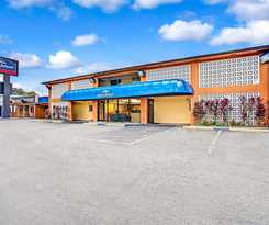 Holiday Inn Express and Suites Tampa Stadium – Airport Area, An Ihg