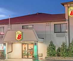 Hotel Super 8 By Wyndham Niagara Falls Ny