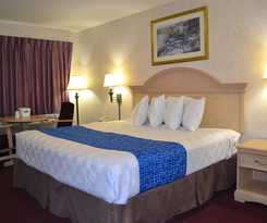 TRAVELODGE NIAGARA FALLS