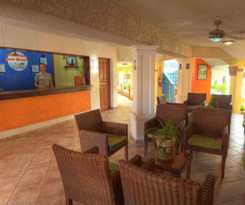 Acuarium Suite Resort