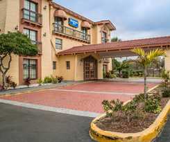 Rodeway Inn Near Ybor City - Casino