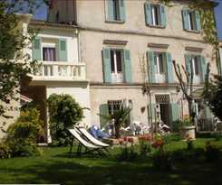 Au St Roch Et Jardin