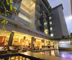 Hotel Crystal Lotus Yogyakarta