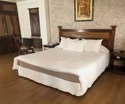 Hotel LA COLONIA