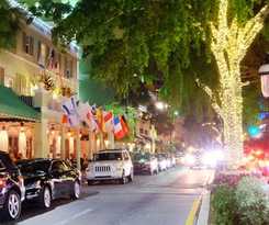Riverside Hotel
