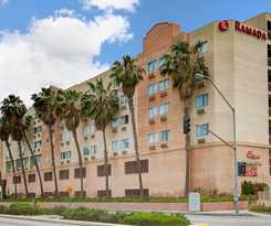 Hotel Ramada by Wyndham Hawthorne/LA Stadium 