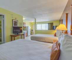 Pierview Hotel and Suites