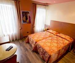 Diamantino Town House