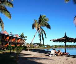 Hotel Club Fiji Resort