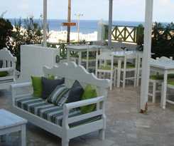 Mar 'n' Mar Crown and Suites